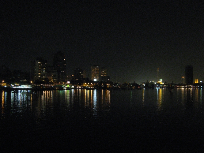  Bord du Nil, de nuit 